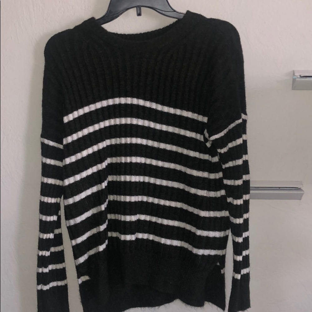 Green & White Stripped Abercrombie Sweater
